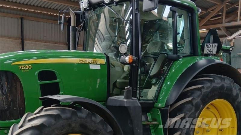 John Deere 7530 Traktorok