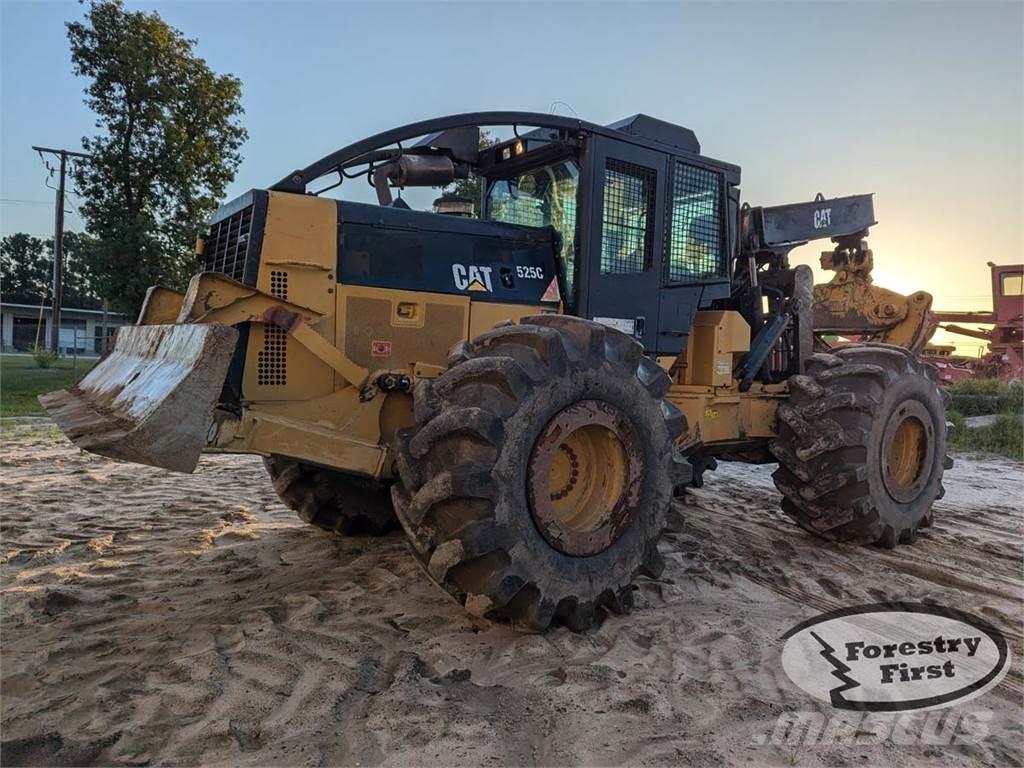 CAT 525C Vonszolók