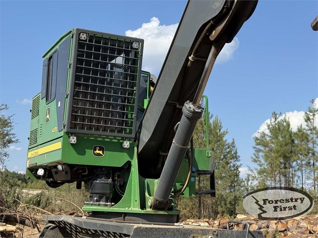 John Deere 437E Átrakógépek