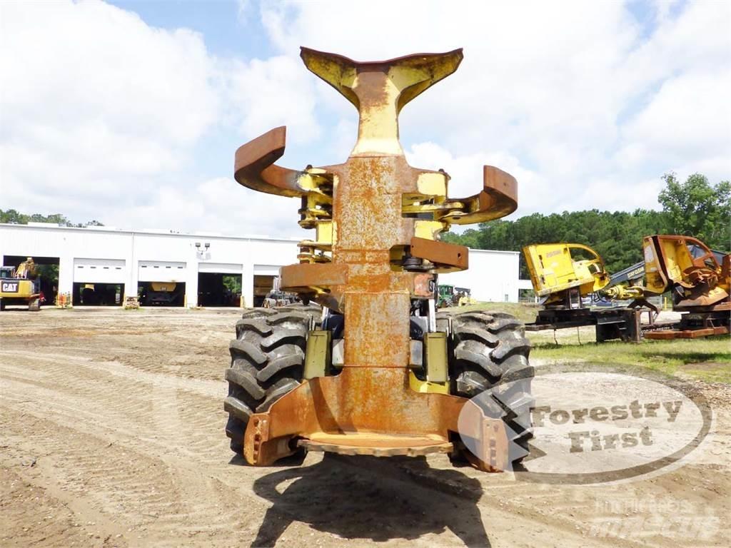 John Deere 843K Döntő-rakásolók