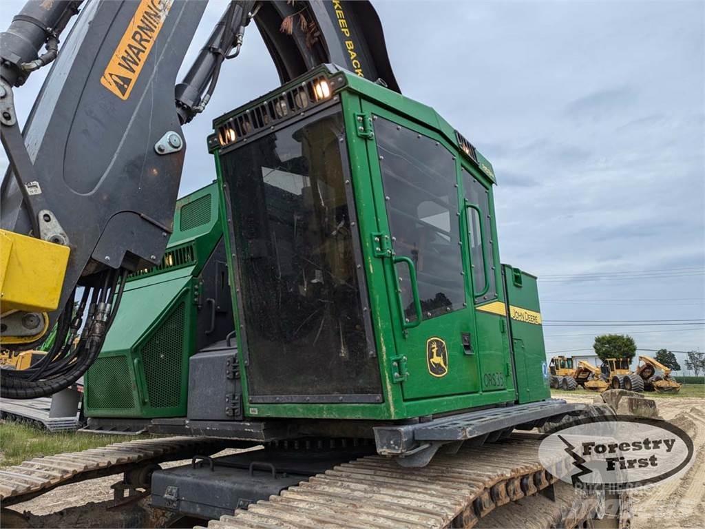 John Deere 853M Döntő-rakásolók
