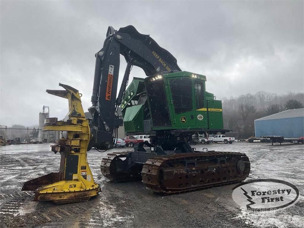 John Deere 859M Döntő-rakásolók