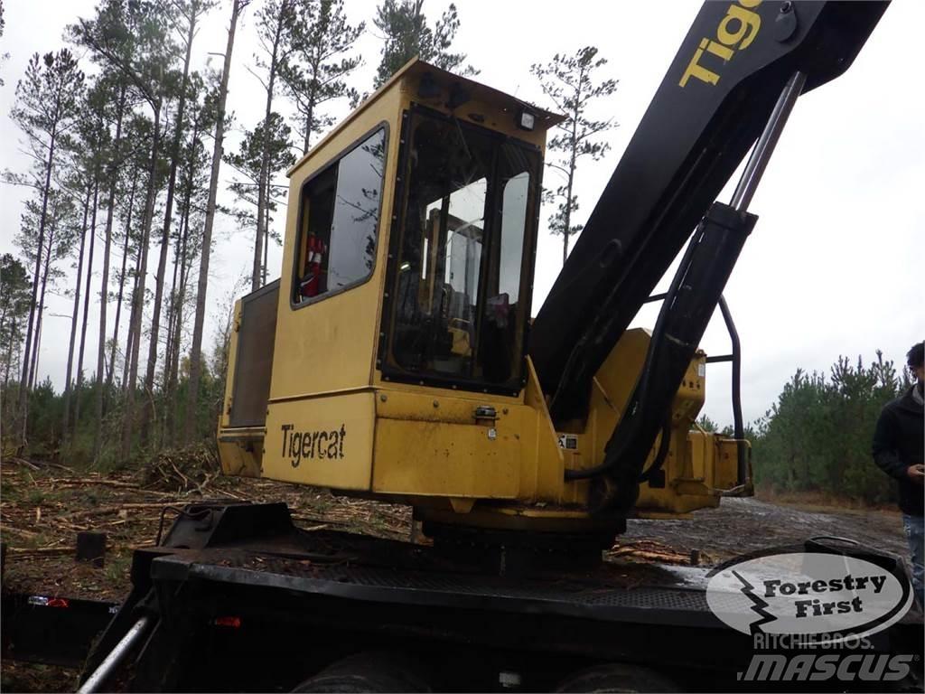 Tigercat 234B Átrakógépek