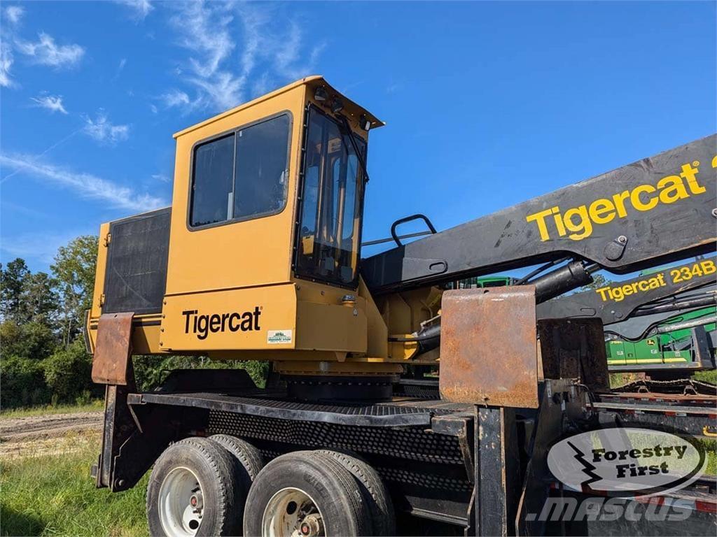 Tigercat 234B Átrakógépek