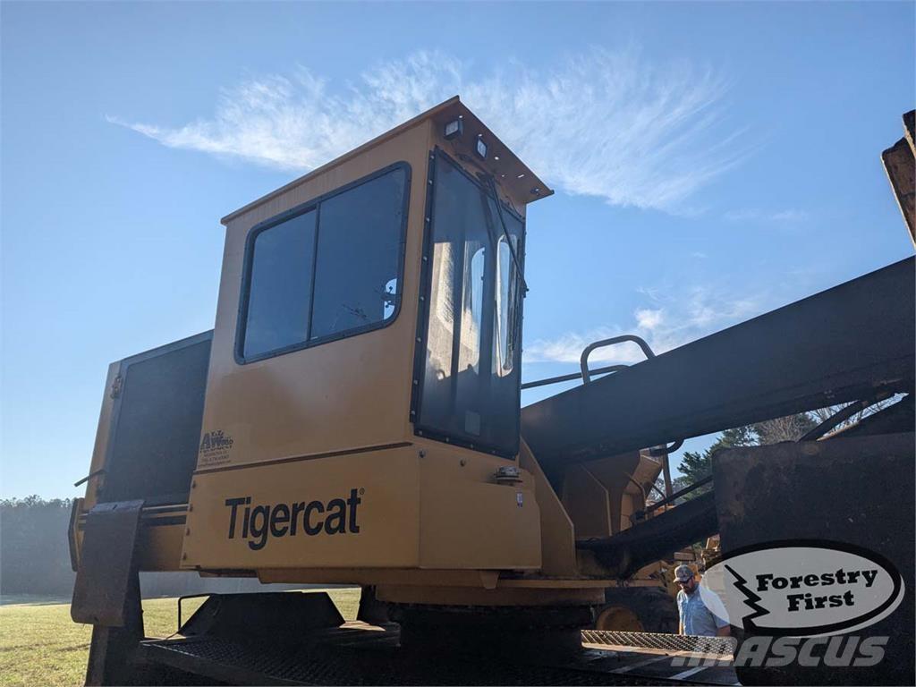 Tigercat 234B Átrakógépek