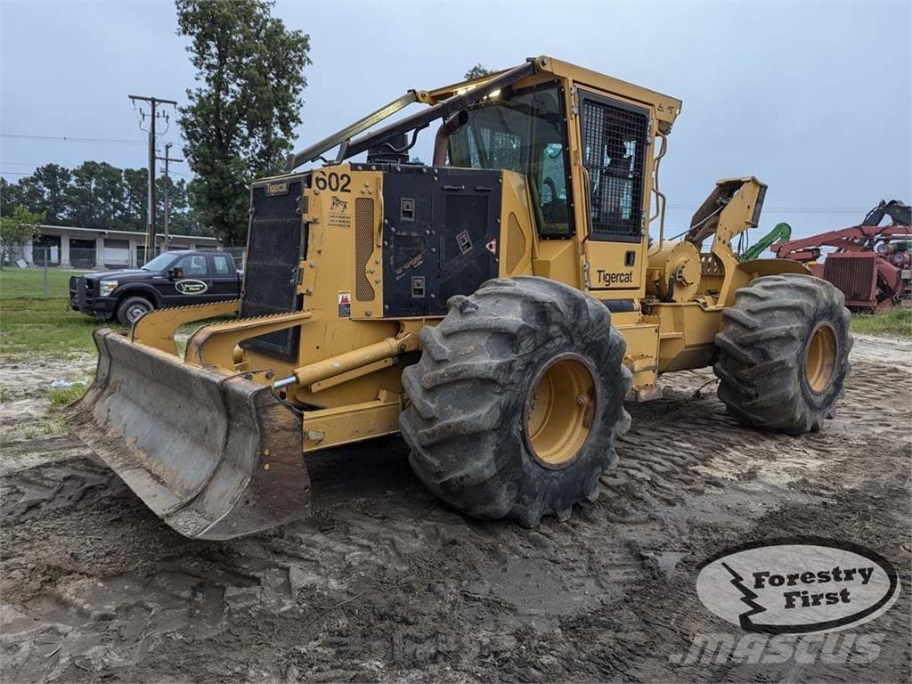 Tigercat 602 Vonszolók