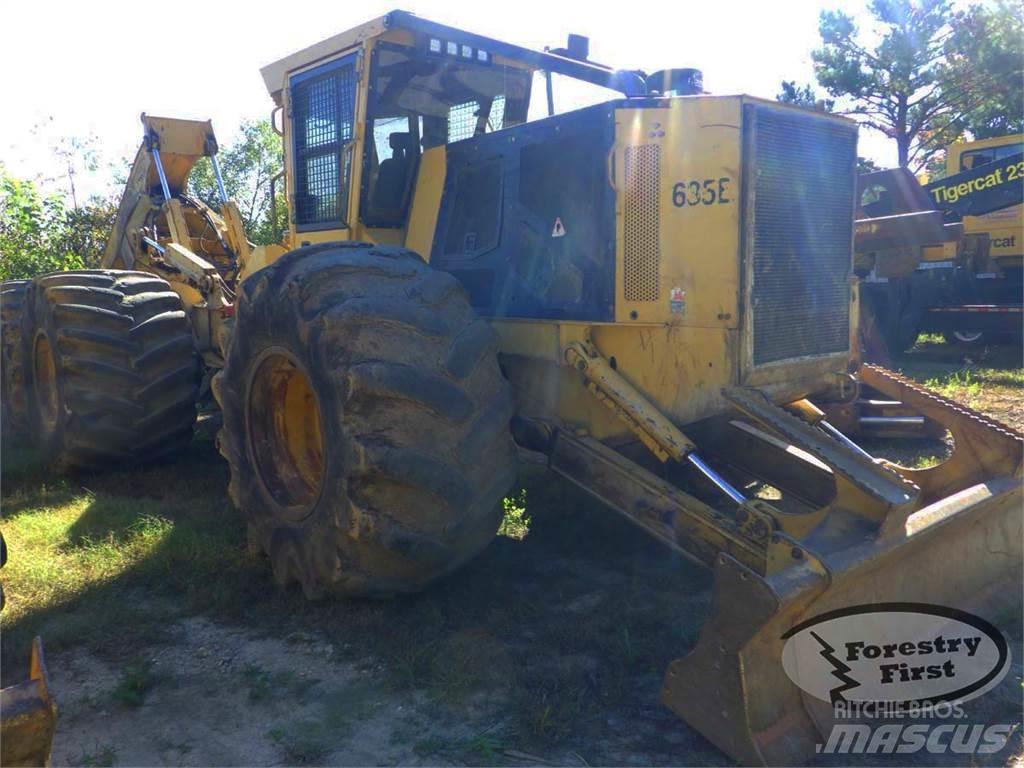 Tigercat 635E Vonszolók