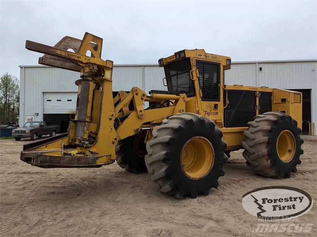 Tigercat 720G Döntő-rakásolók