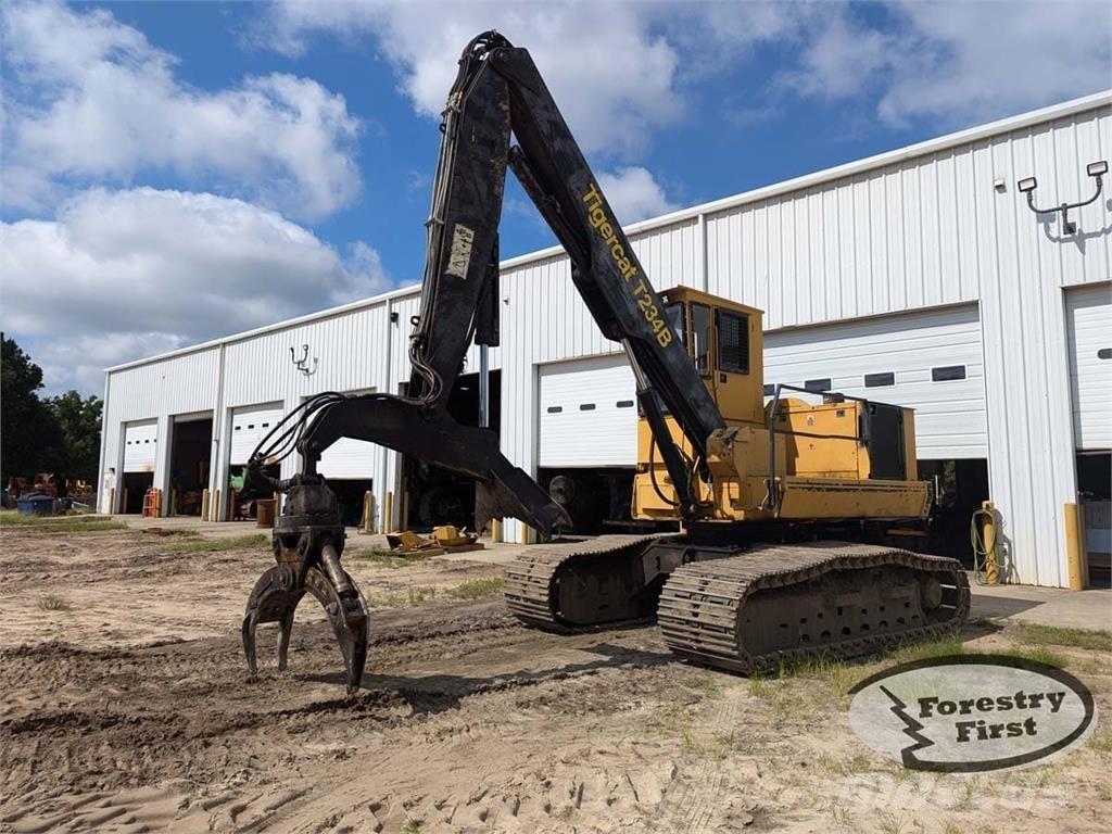 Tigercat T234B Átrakógépek