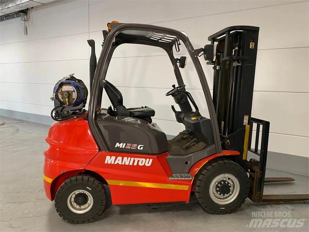 Manitou MI25G Gázüzemű targoncák