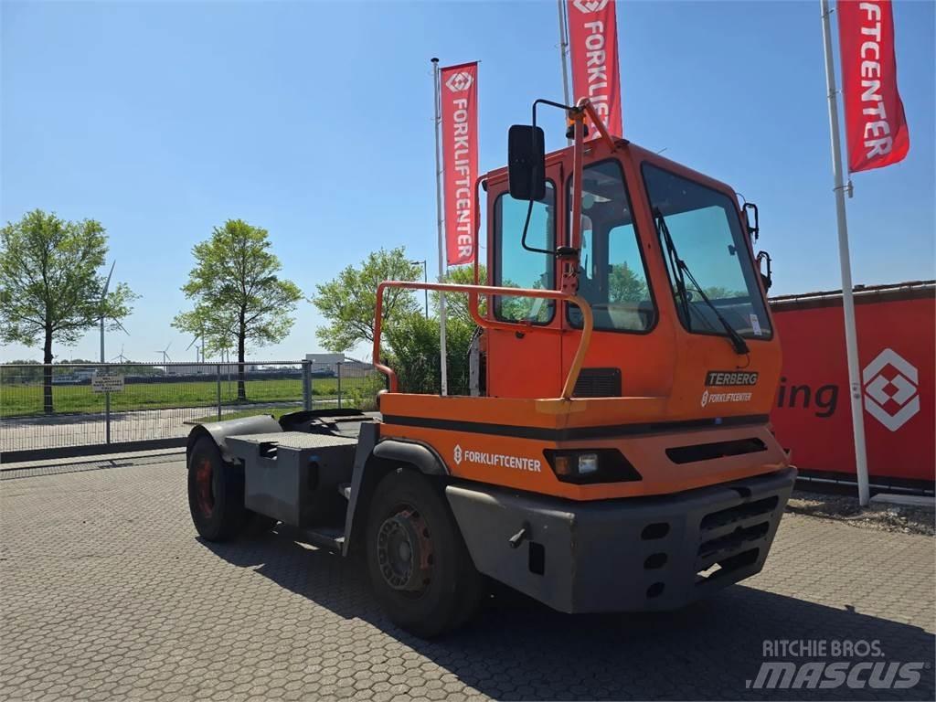 Terberg YT182 Terminál targoncák