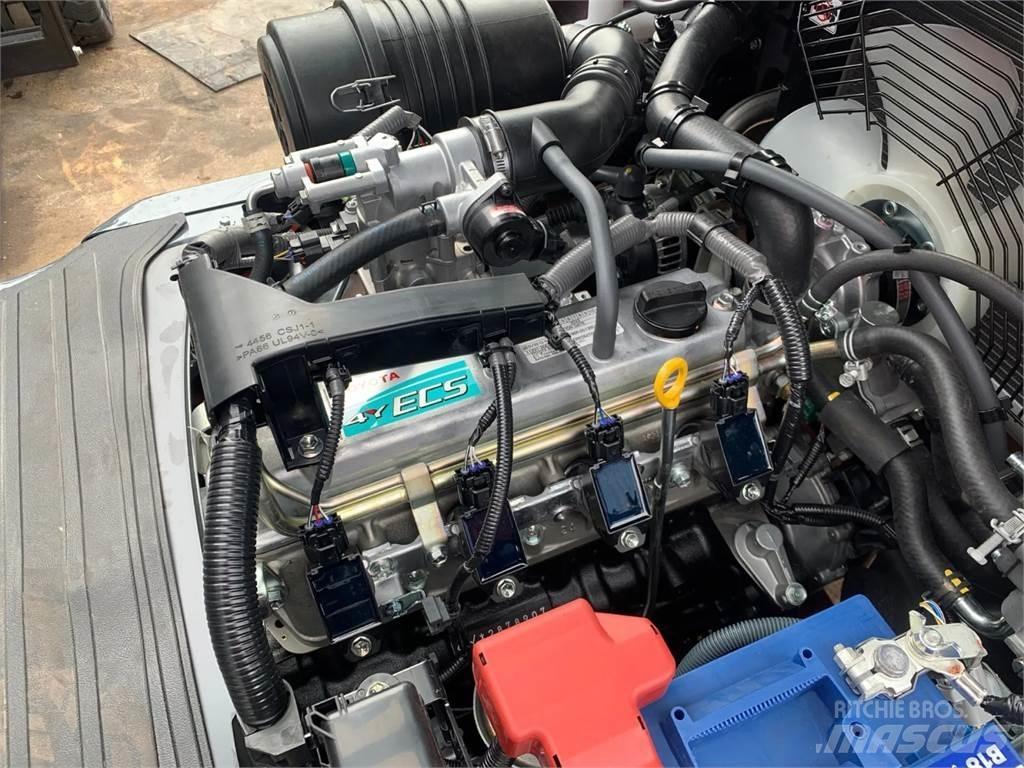 Toyota 02-8FGF30 Gázüzemű targoncák