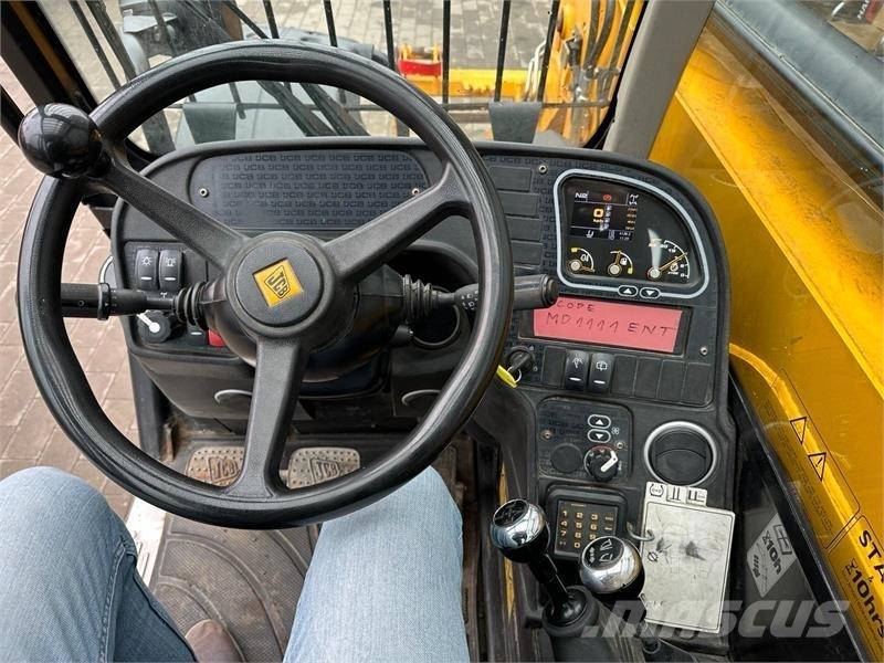 JCB 535-95 Teleszkópos rakodók