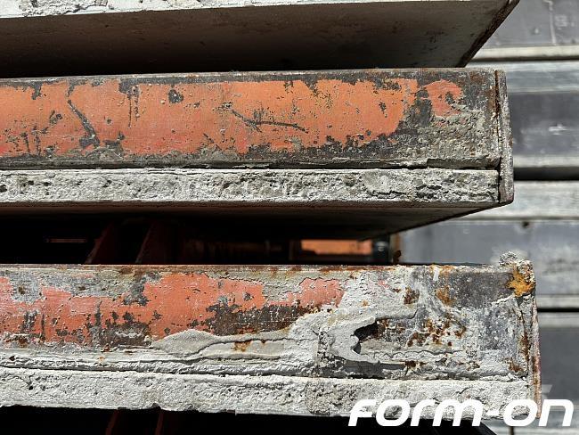 Peri QUATTRO Zsaluzatok