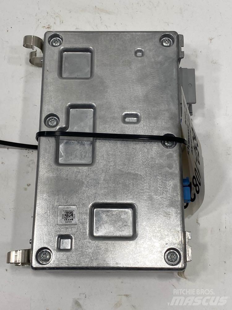 Bosch  Vezetőfülke és belső tartozékok
