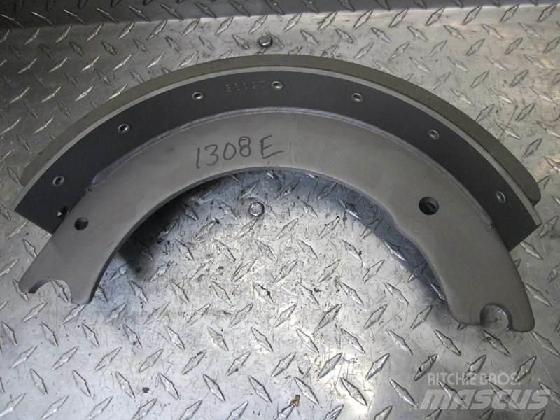  Brake Shoe Fékek