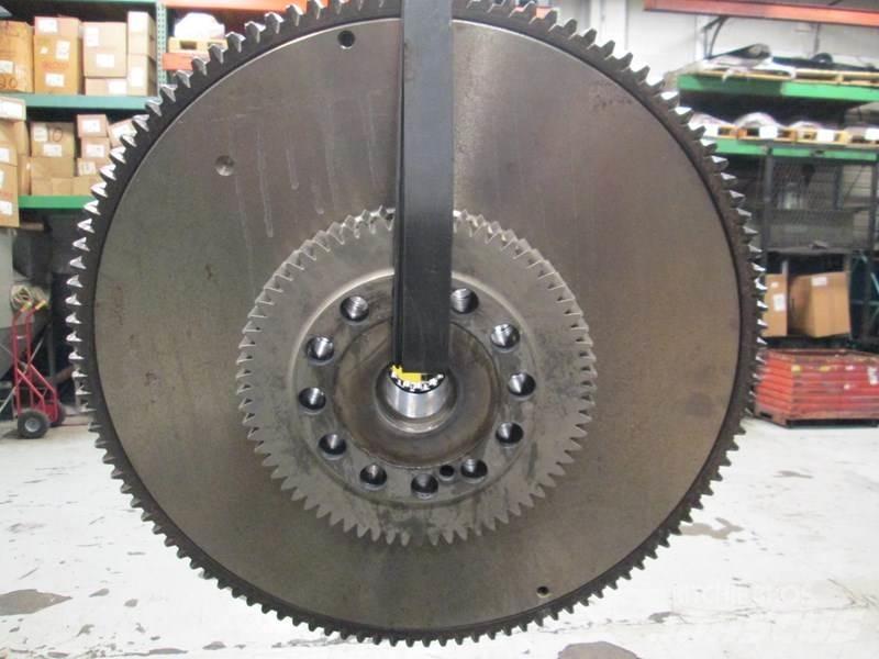 CAT 3406E Gumiabroncsok, kerekek és felnik