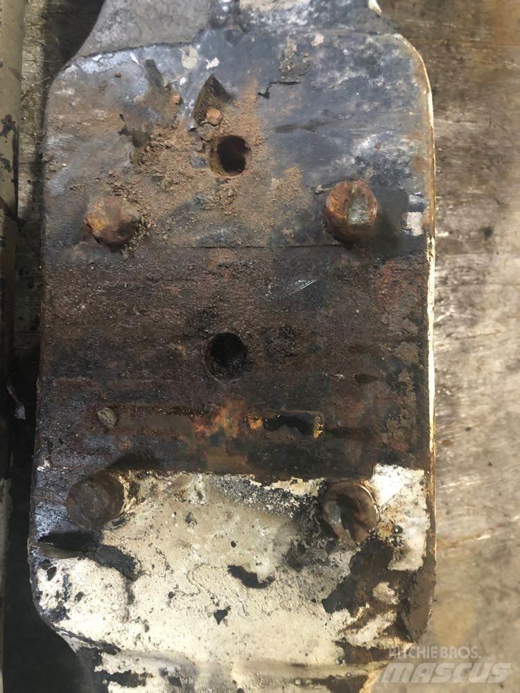 Eaton 20F4 Tengelyek