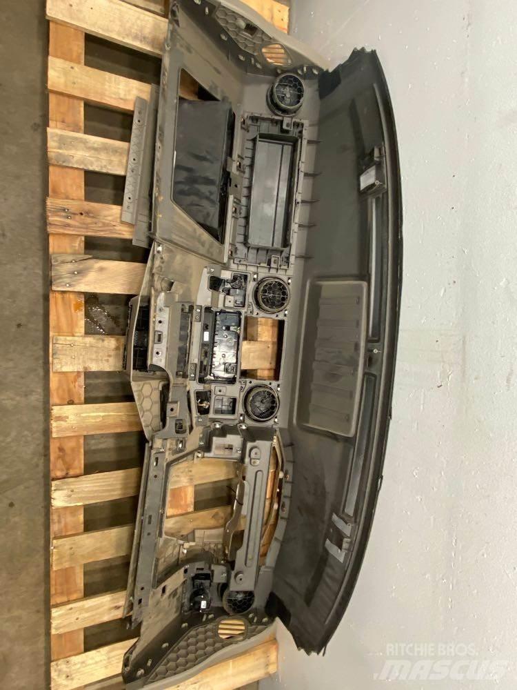 Ford F450 Haszonjárművek - Egyéb