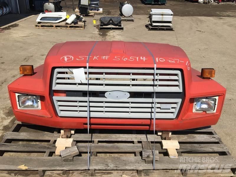 Ford F700 Vezetőfülke és belső tartozékok