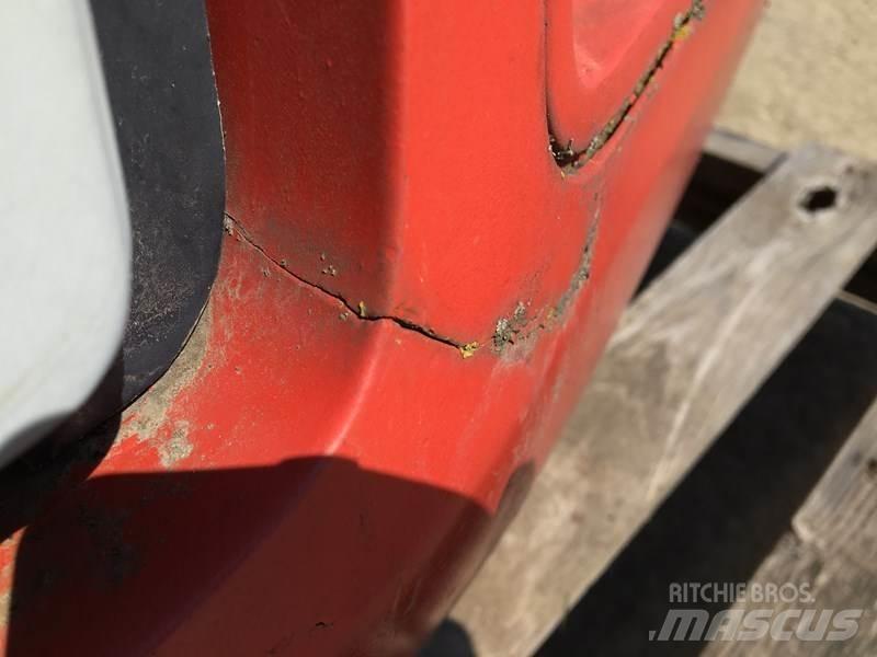 Ford F700 Vezetőfülke és belső tartozékok