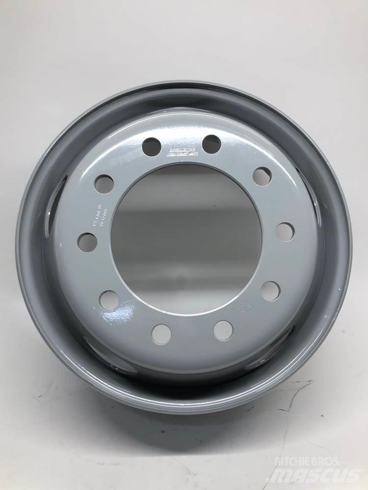 Ford F750 Gumiabroncsok, kerekek és felnik