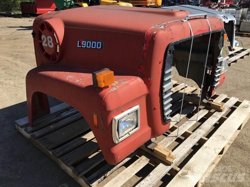 Ford L9000 Vezetőfülke és belső tartozékok