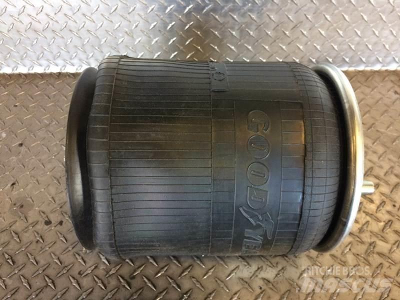 Goodyear  Alváz és felfüggesztés