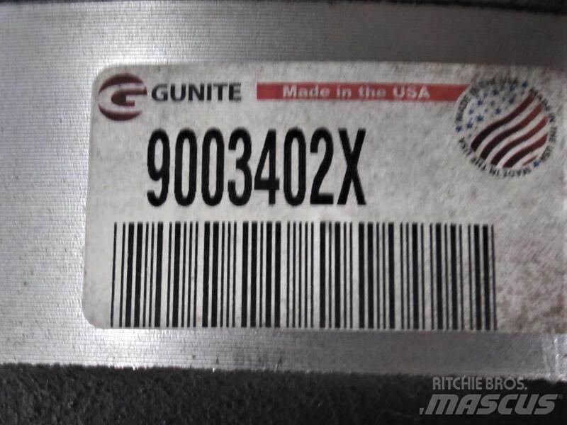  Gunite Fékek