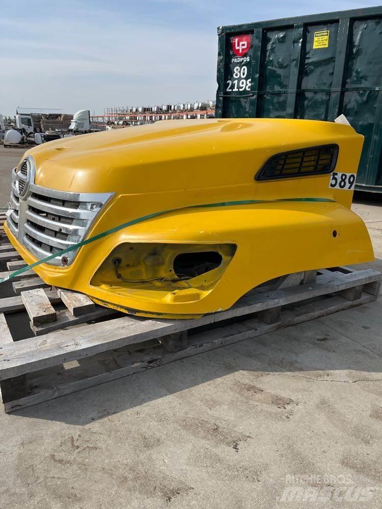 Hino 268 Vezetőfülke és belső tartozékok