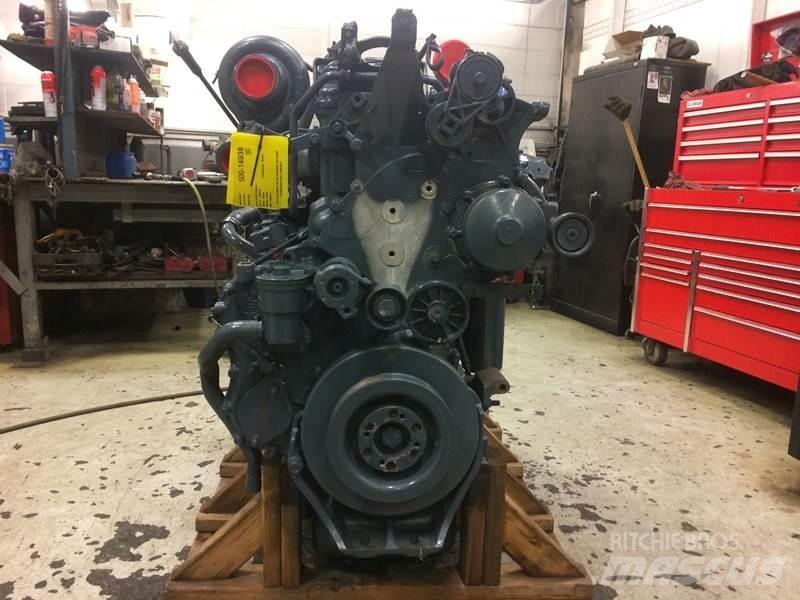 Mack AI300 Motorok