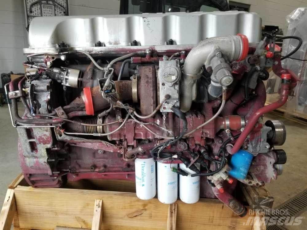 Mack MP7 Motorok