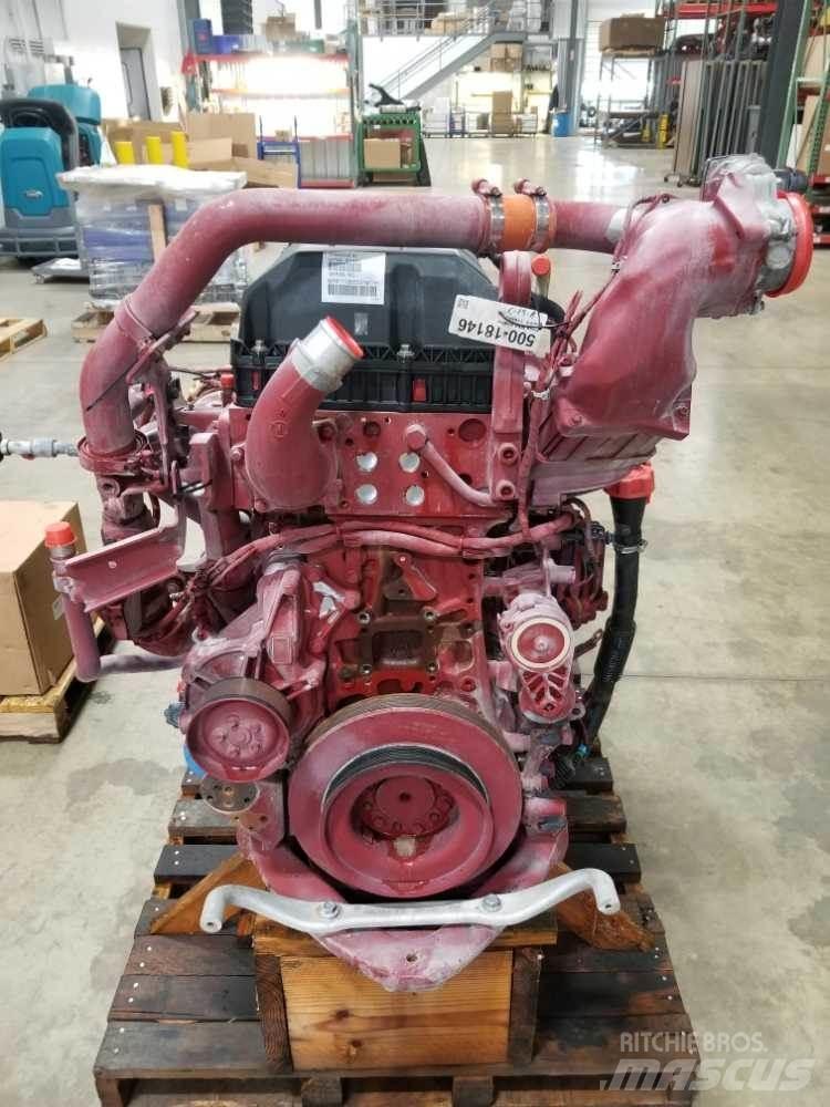 Mack MP8 Motorok
