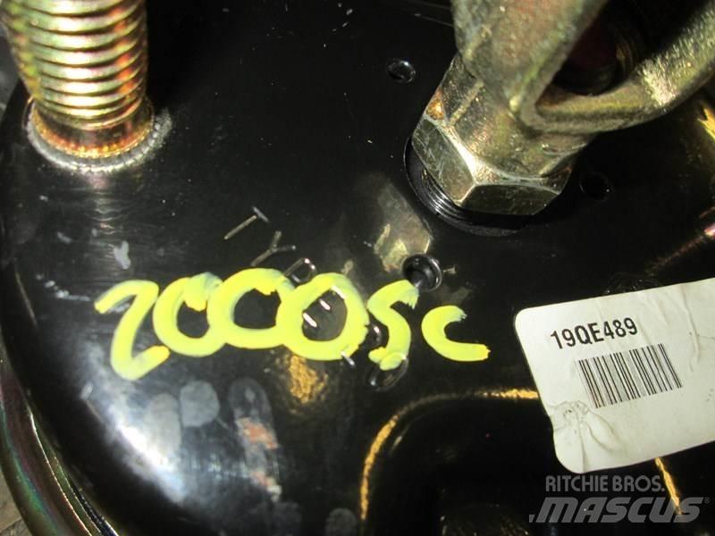MGM 2000SC Fékek