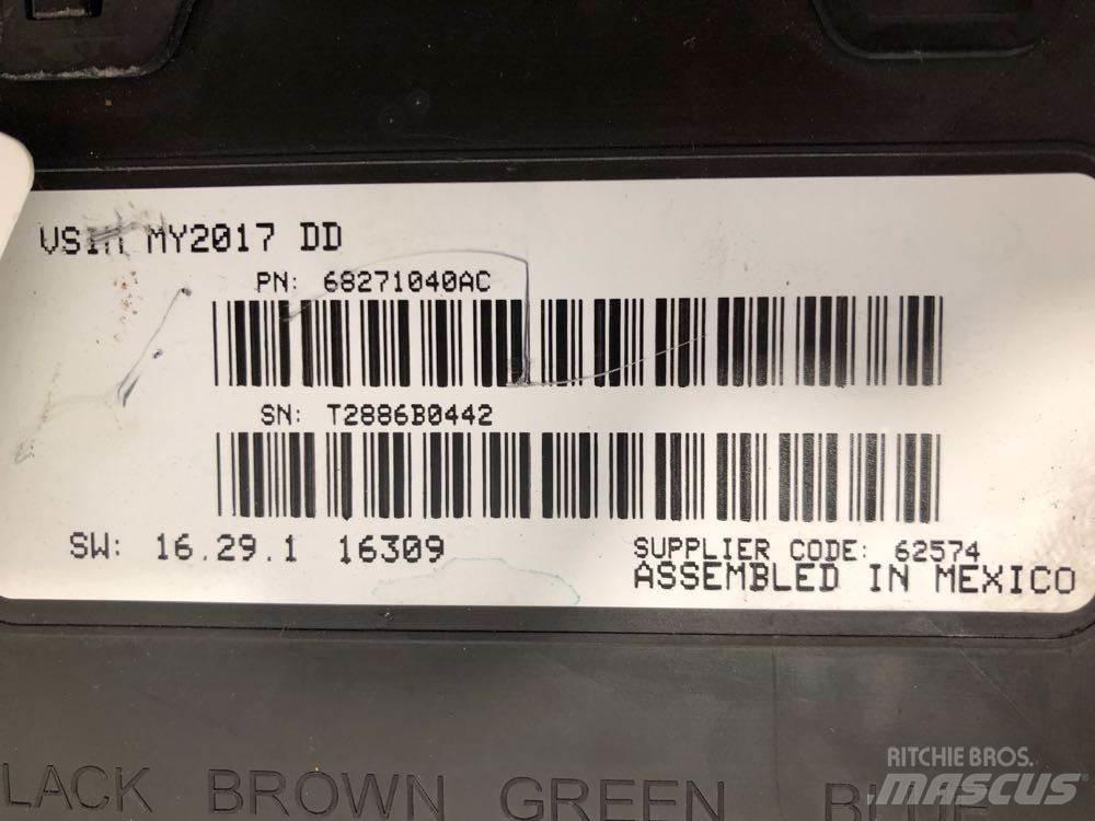 RAM 5500 Vezetőfülke és belső tartozékok