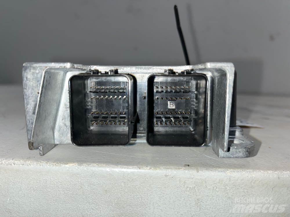RAM 5500 Vezetőfülke és belső tartozékok