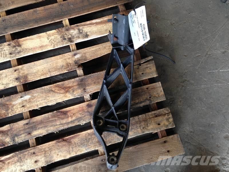 Volvo VNL Haszonjárművek - Egyéb