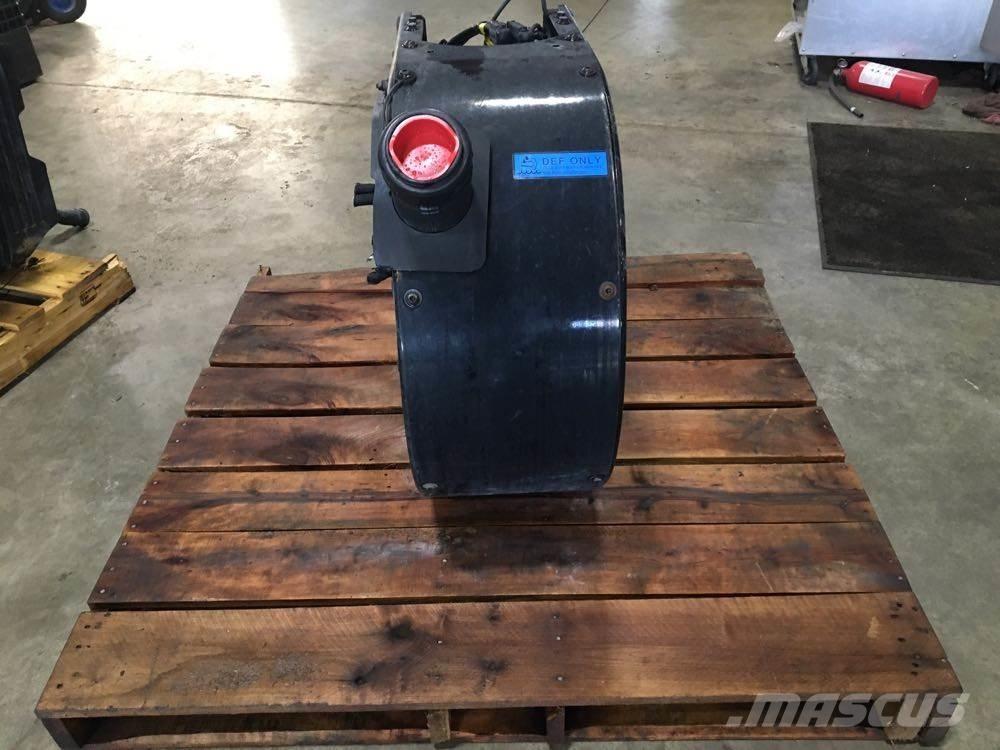 Volvo VNL Haszonjárművek - Egyéb