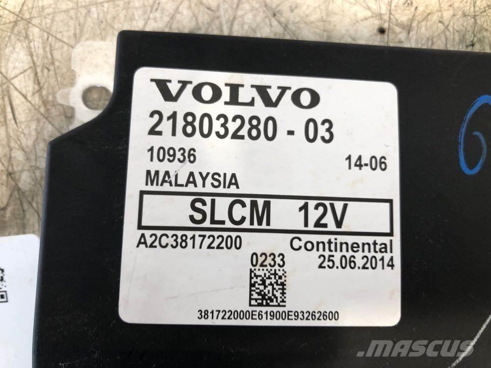 Volvo VNL Vezetőfülke és belső tartozékok