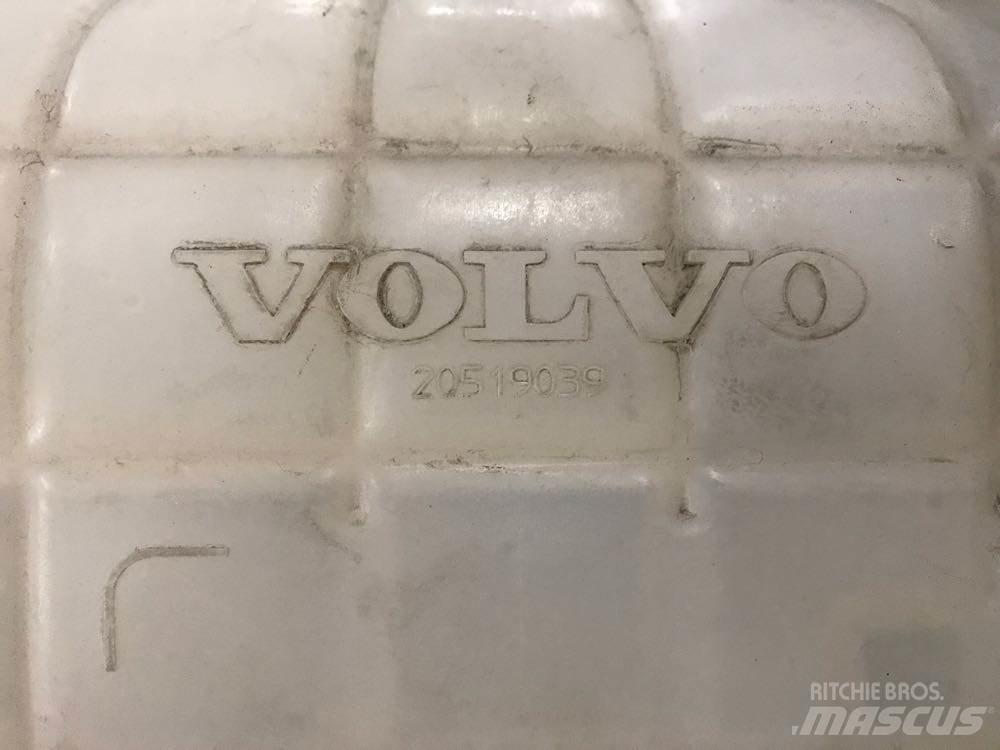 Volvo VNL Haszonjárművek - Egyéb