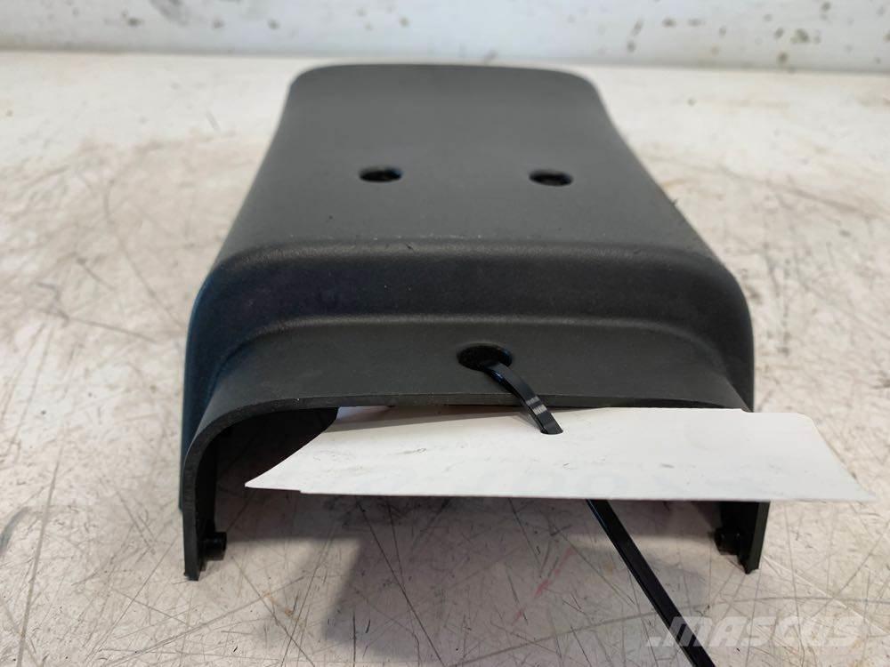 Volvo VNL Haszonjárművek - Egyéb