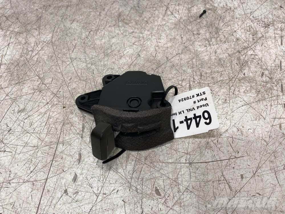 Volvo VNL Haszonjárművek - Egyéb