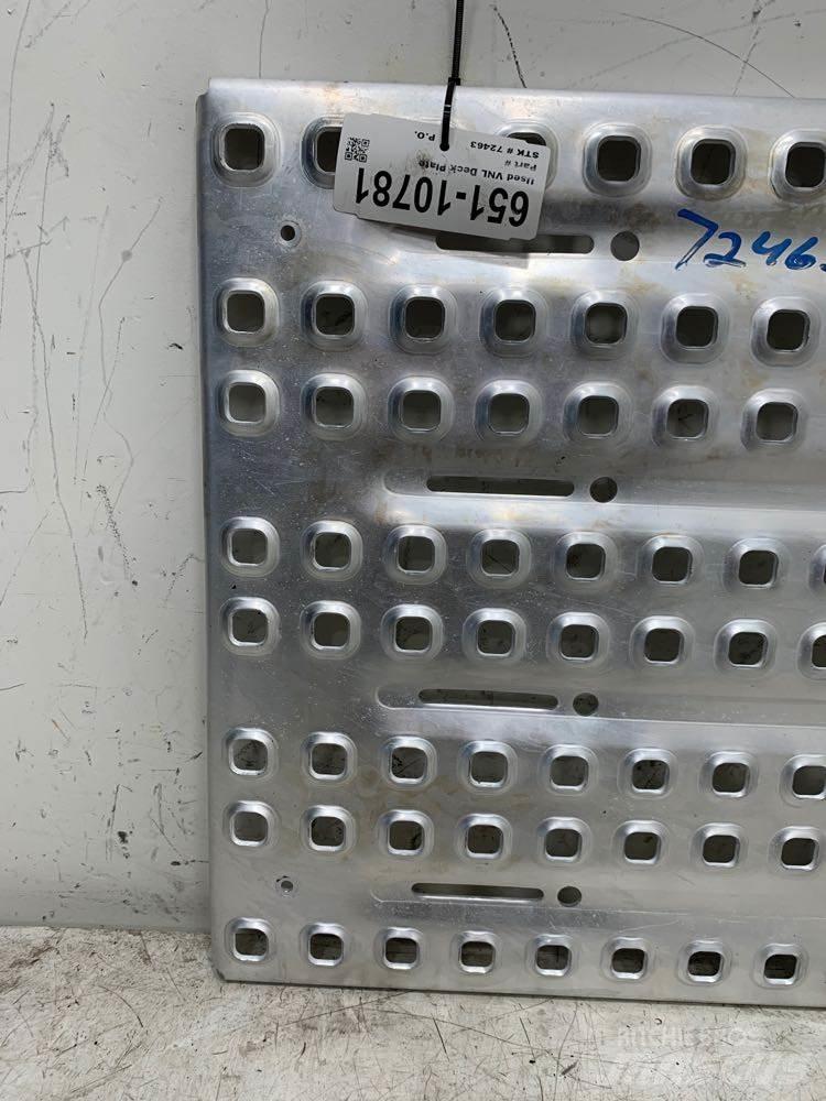Volvo VNL Haszonjárművek - Egyéb