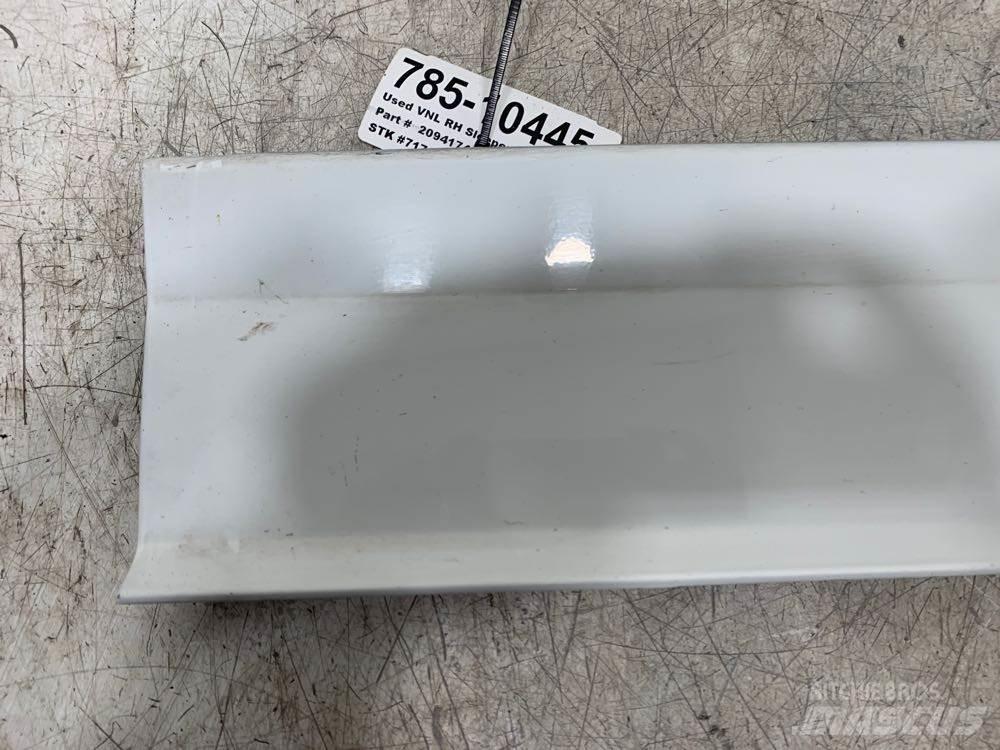 Volvo VNL Vezetőfülke és belső tartozékok