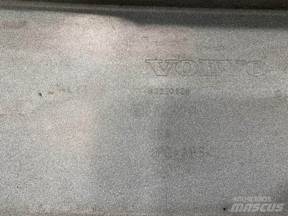 Volvo VNL Vezetőfülke és belső tartozékok
