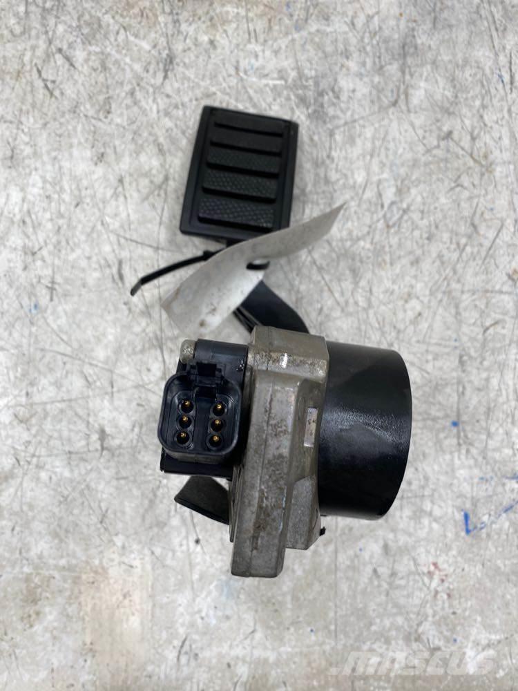 Volvo VNL Haszonjárművek - Egyéb