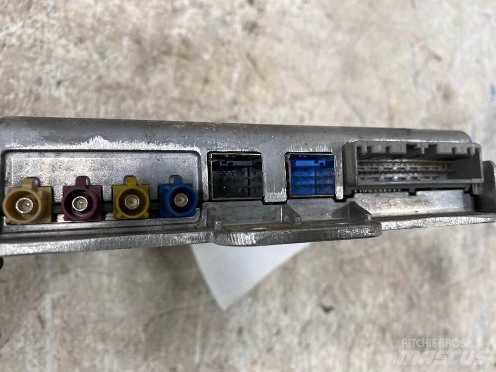 Volvo VNL Vezetőfülke és belső tartozékok