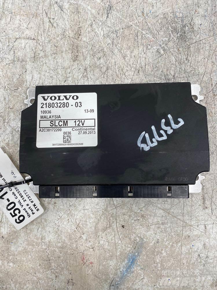 Volvo VNL Vezetőfülke és belső tartozékok