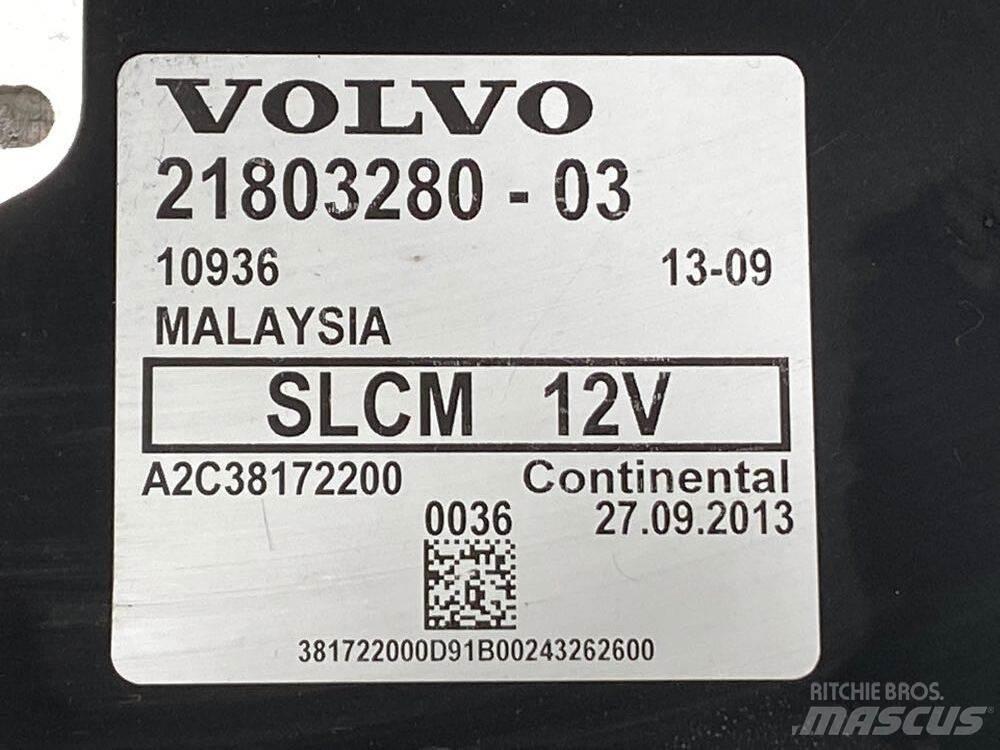 Volvo VNL Vezetőfülke és belső tartozékok