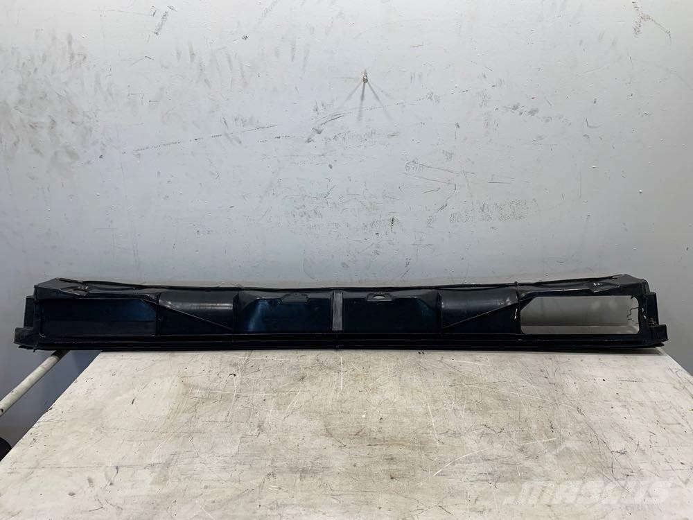 Volvo VNL Haszonjárművek - Egyéb